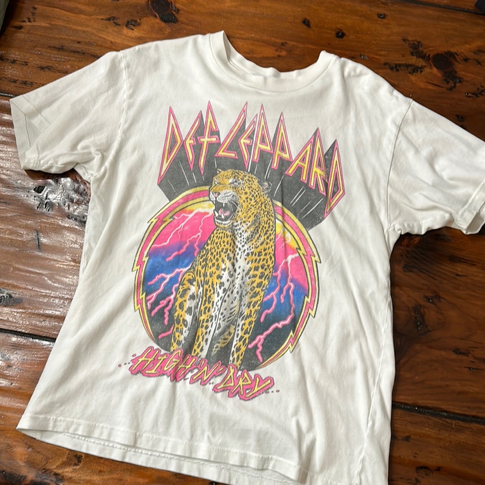 Daydream Def Leppard Bad Tshirt Size Small